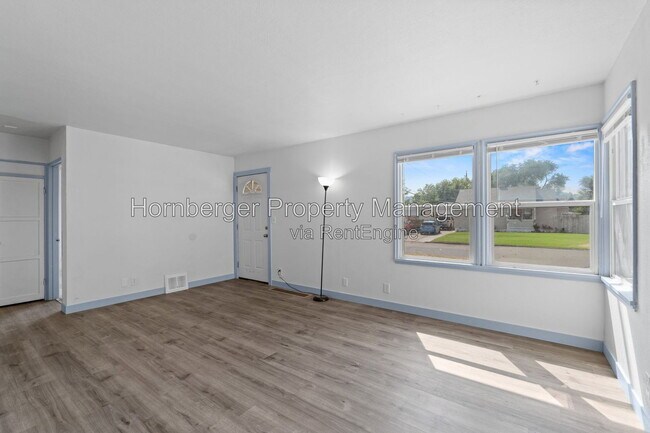 Foto del edificio - 10106 N Wesley St