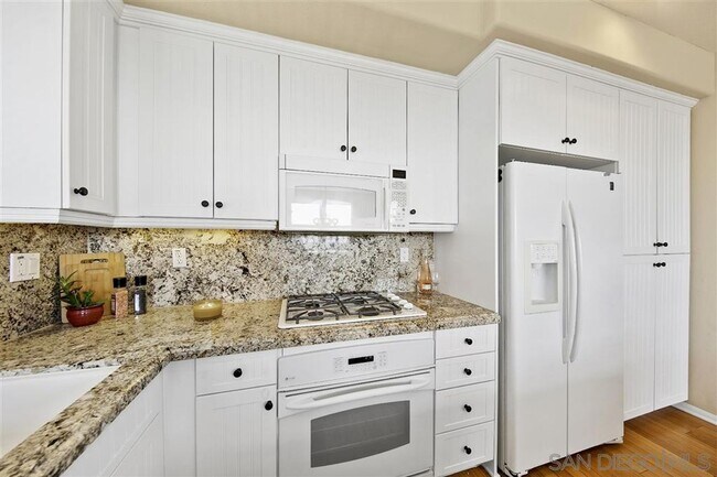 Foto del edificio - 3 Bedroom 3.5 Bathroom Townhouse in Sunset Cove