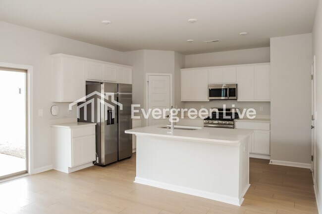 Foto del edificio - 28599 Halford Dr