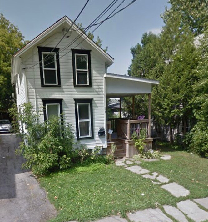 245 N Rutland St Unit 2, Watertown, NY 13601 Room for Rent in