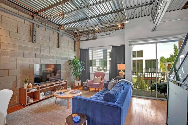 Building Photo - 4801 S Congress Ave