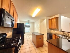 Building Photo - 7323 Boerne Creek Dr