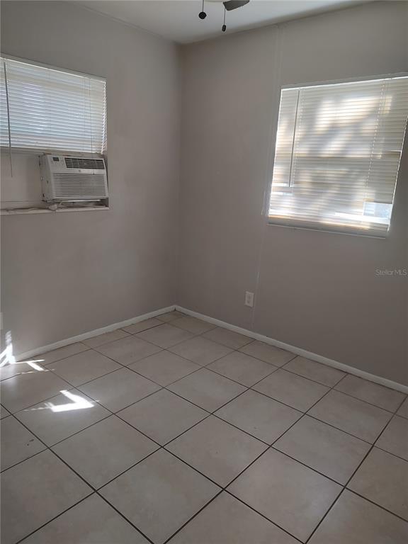 Building Photo - 1401 E Sitka St