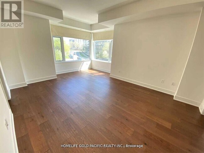 Building Photo - 60-TH60 Forest Manor Rd