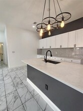 Building Photo - 2902 Jim St