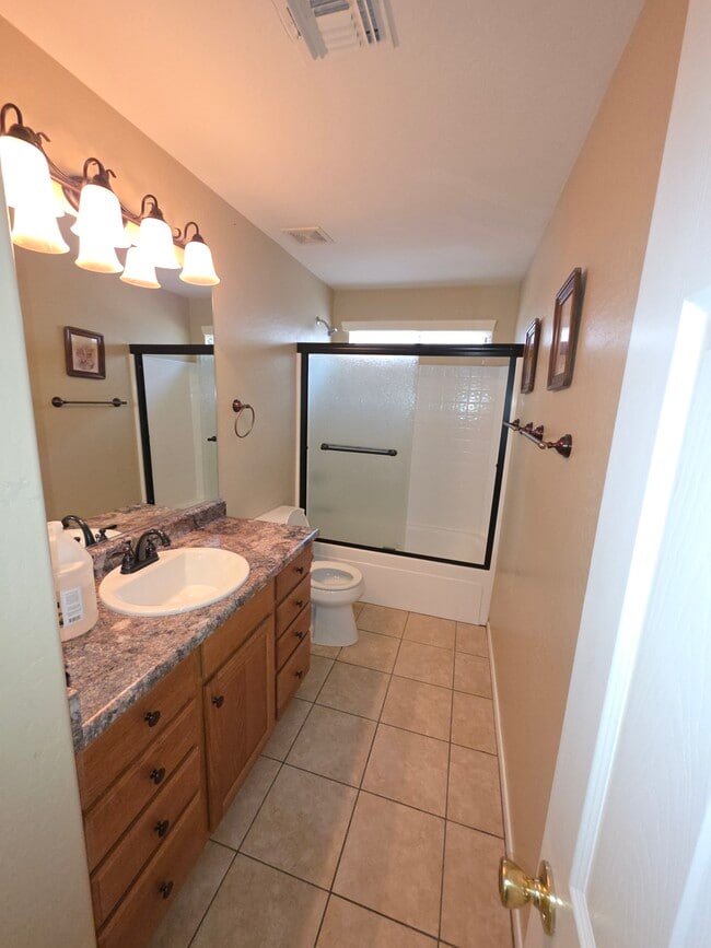 Building Photo - 1081 S 225th Ave