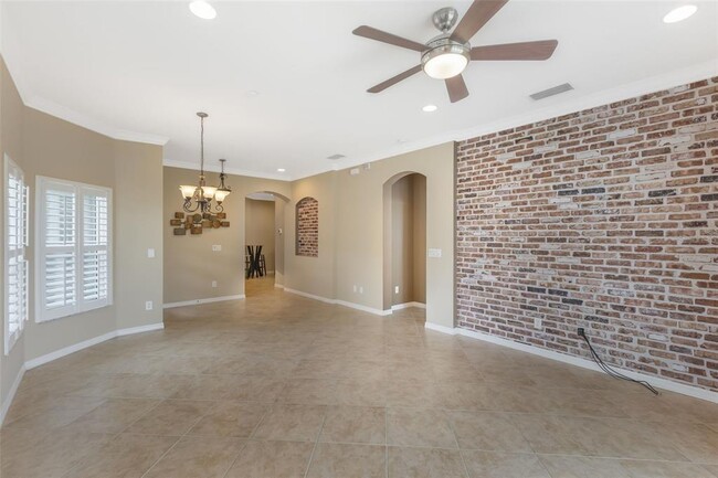 Building Photo - 1311 Travertine Terrace