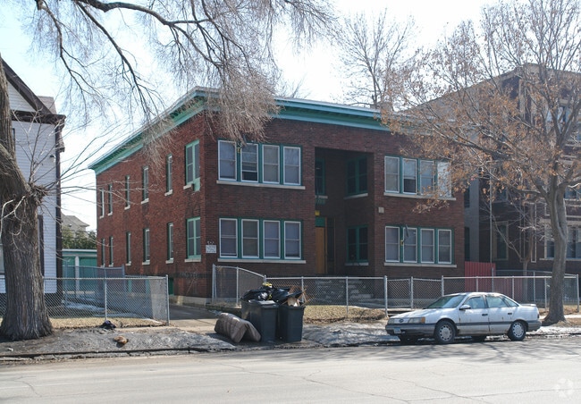 Building Photo - 1909 Park Ave