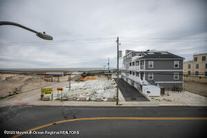 Foto del edificio - 51 Hiering Ave