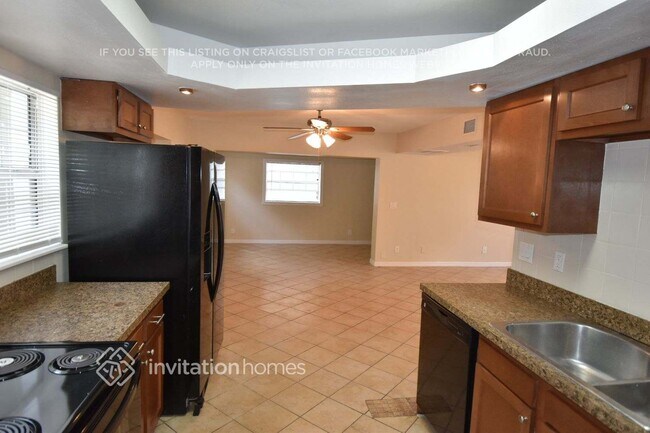 Foto del edificio - 7770 54th St N