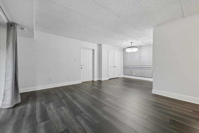 Building Photo - 40 Le Forge Ct