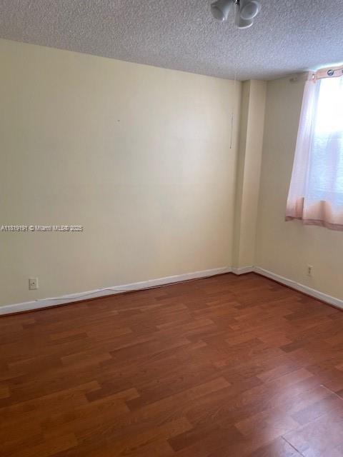 Foto del edificio - 290 174th St St
