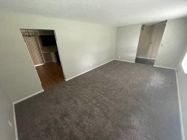 Foto del edificio - 3BD/2BA Single Family