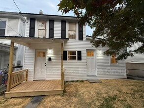Building Photo - 25 Ridge Rd