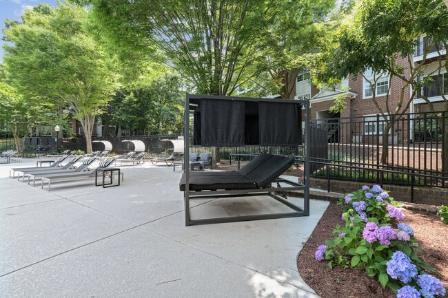 Building Photo - Finley At Fairfax Corner