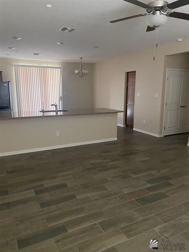 Building Photo - 2748 S Evenfall Dr
