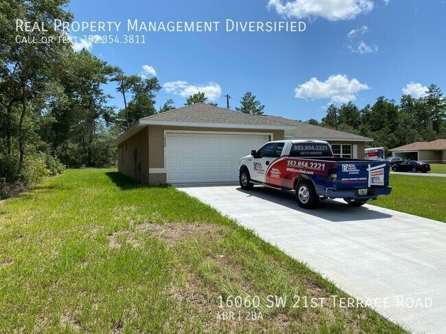 Building Photo - Marion Oaks - Welcome Home