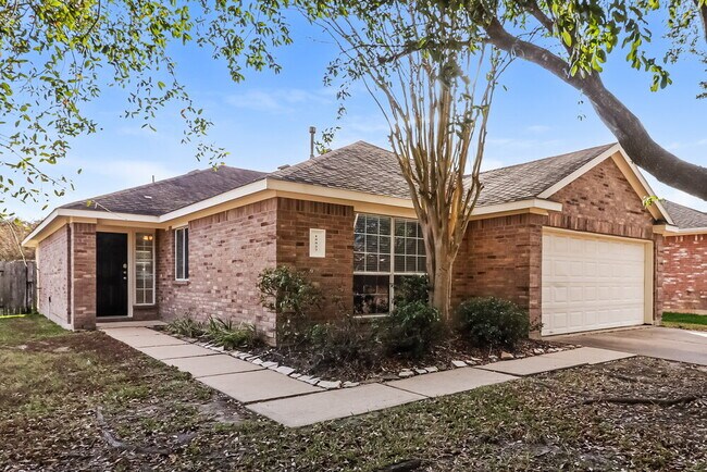 Foto del edificio - 15527 Lady Shery Ln