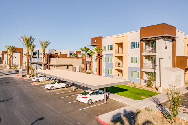 Building Photo - Parc Roundtree Ranch