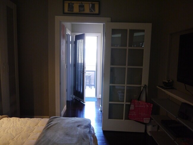Master bedroom door - 538 W 6th St