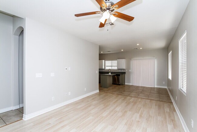 Foto del edificio - 5876 Secret Island Dr