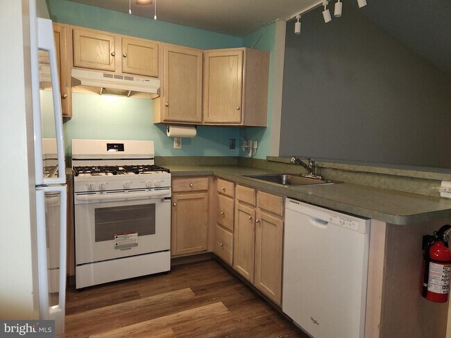 Foto del edificio - 21 Timberline Dr