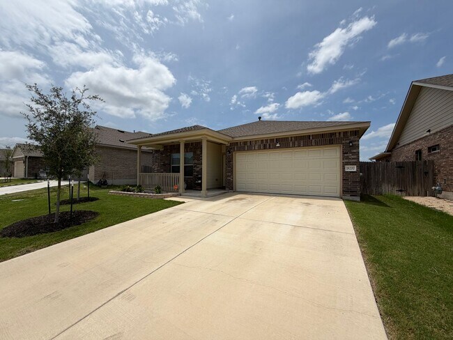 Building Photo - 18200 Emu Ln