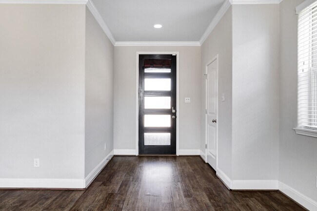 Foto del edificio - STEUBING FARM - ENCLAVE! 3BD/2.5BA Immacul...