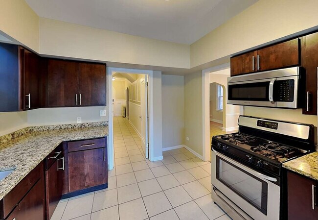 Foto del edificio - 4827 W Hirsch St