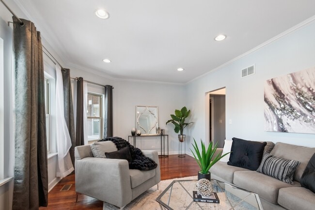 Foto del edificio - 8040 S Harvard Ave