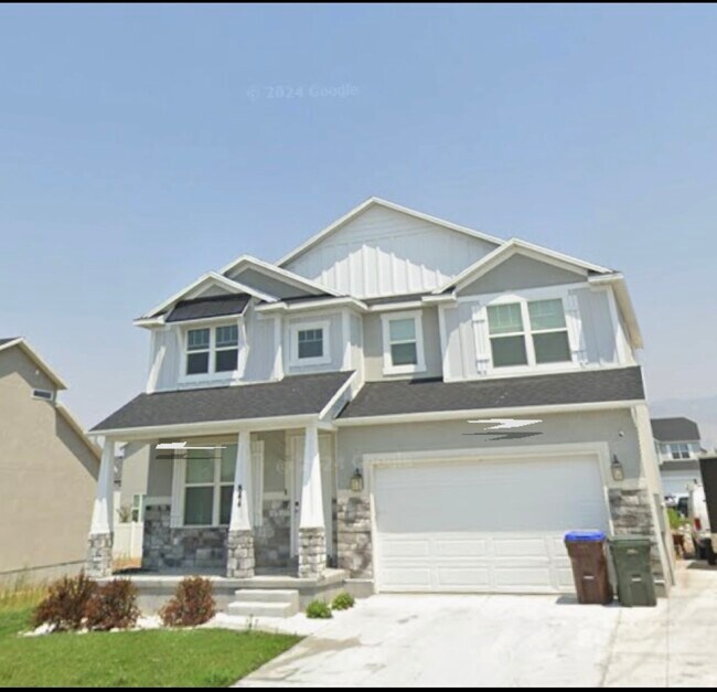 Building Photo - 844 N Basalt