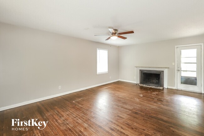 Foto del edificio - 4005 NE 50th Terrace