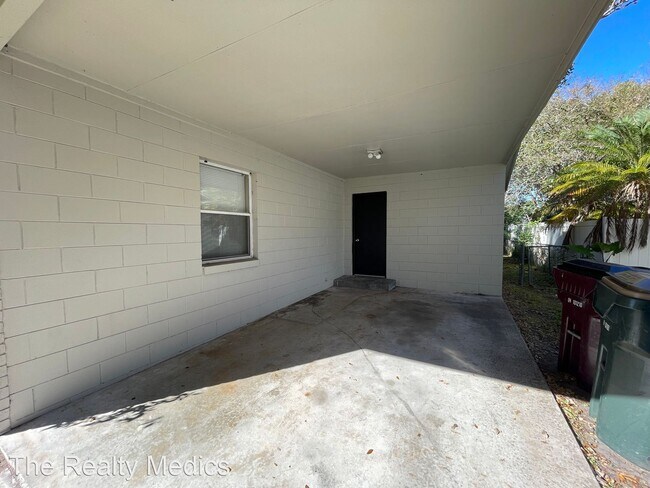 Building Photo - 3 br, 2 bath House - 230 Louisiana Ave.