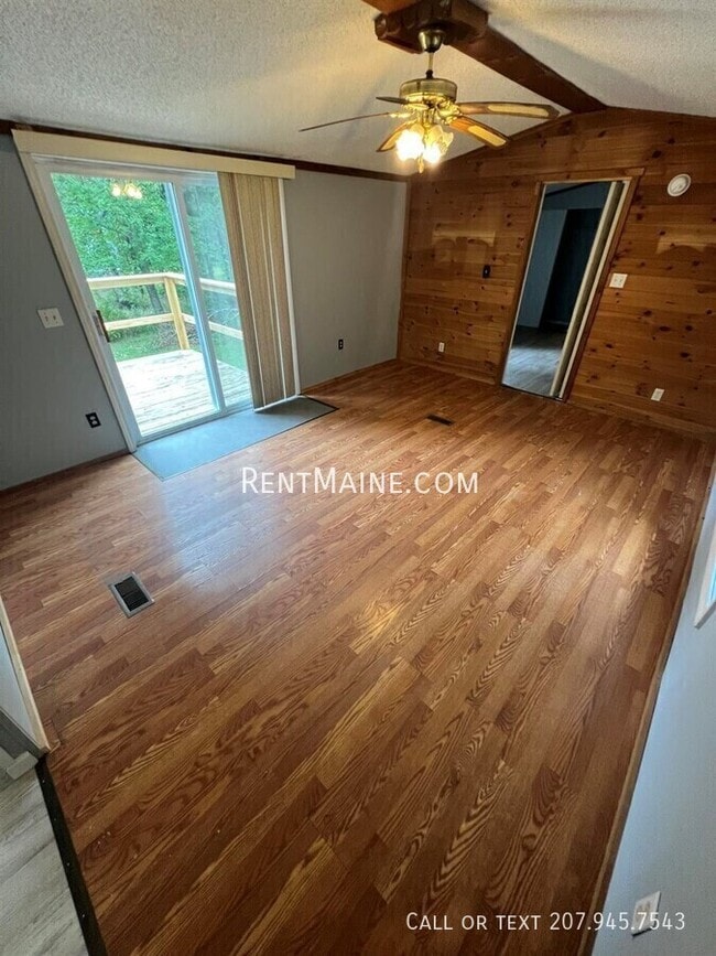 Building Photo - 11 Sweet Fern Dr