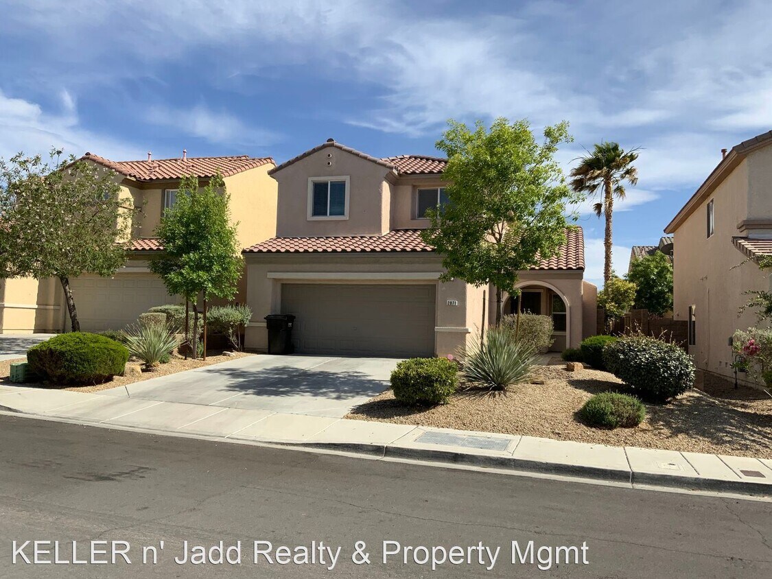 3 br, 2.5 bath House 2871 ROTHESAY AVE House Rental in Henderson