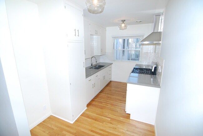 Foto del edificio - Spacious 1 Bedroom Downtown Long Beach Condo
