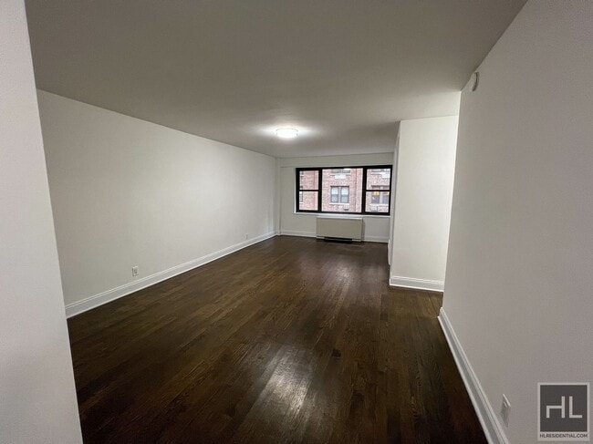 Building Photo - EAST 56 STREET