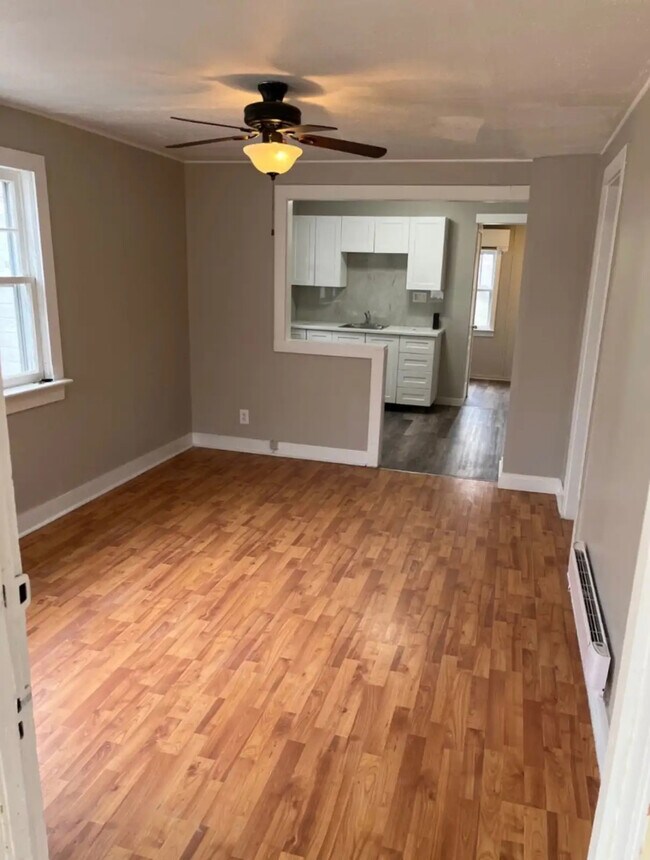 Building Photo - 58 Reaume Ave