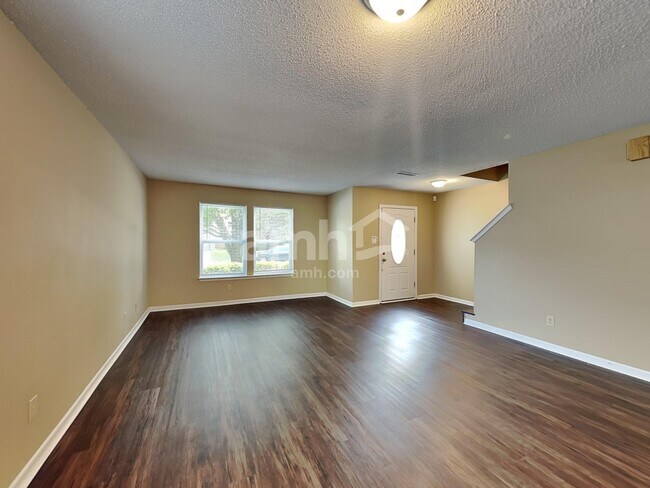 Foto del edificio - 12154 Brushfield Ln