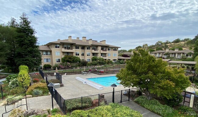 Foto del edificio - 100 Deer Valley Rd
