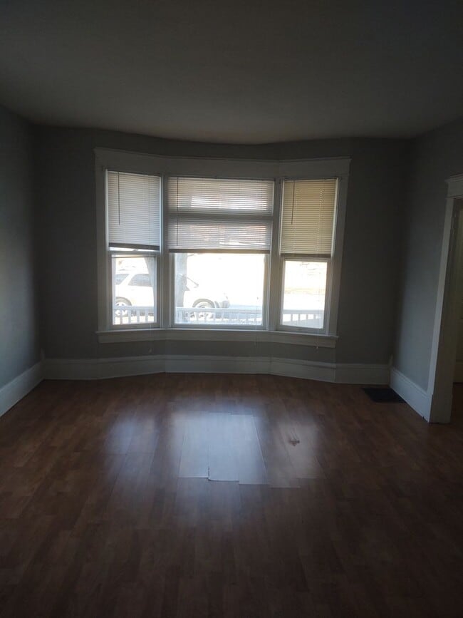 Building Photo - SW 619/621 23rd St