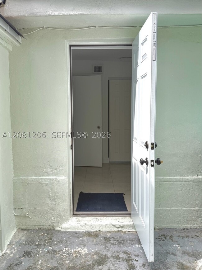 Building Photo - 1650 NW 112th Terrace