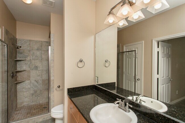 Building Photo - 411 Montauk Ct