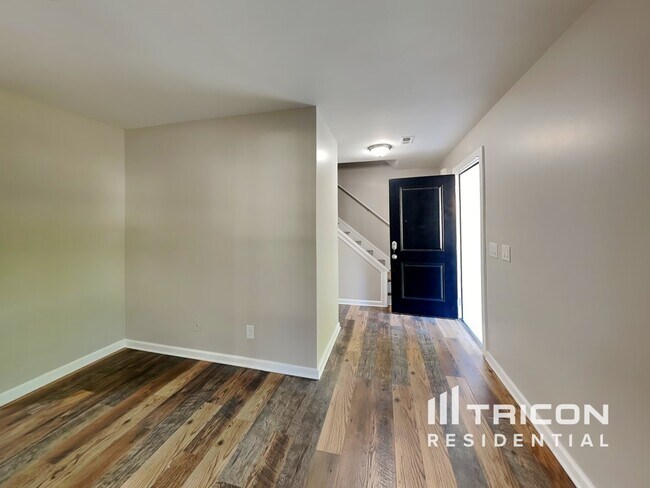 Foto del edificio - 1820 Crestwood Dr NW