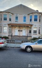 Building Photo - 149 Lewis St