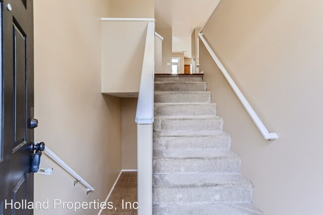 Building Photo - 3 br, 3.5 bath House - 16840 NW Shadow Hil...
