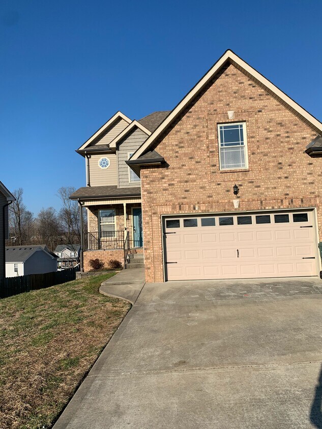 Primary Photo - 2668 Arthurs Ct