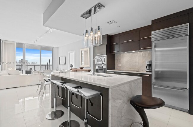 Foto del edificio - 900 Biscayne Blvd