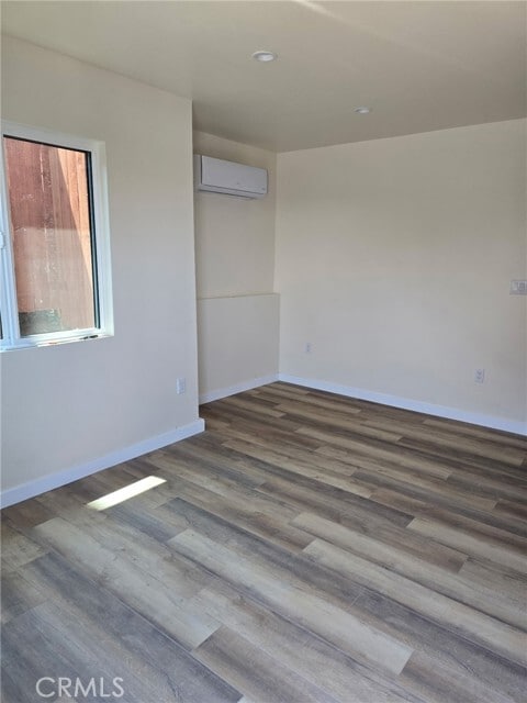 Building Photo - 2208 Terrace Heights Ave