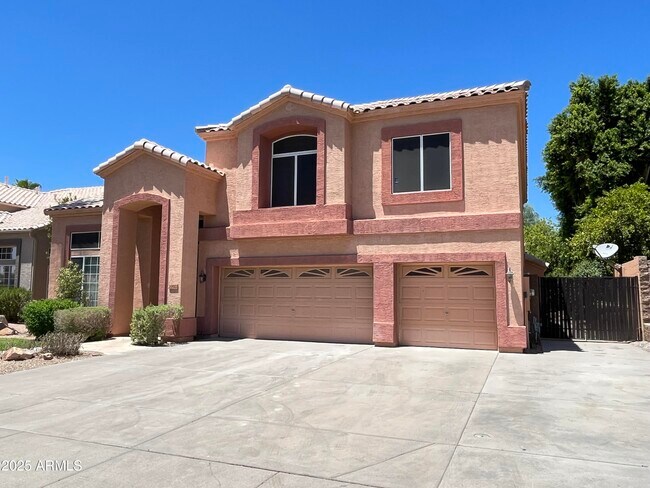 Building Photo - 20022 N 68th Dr